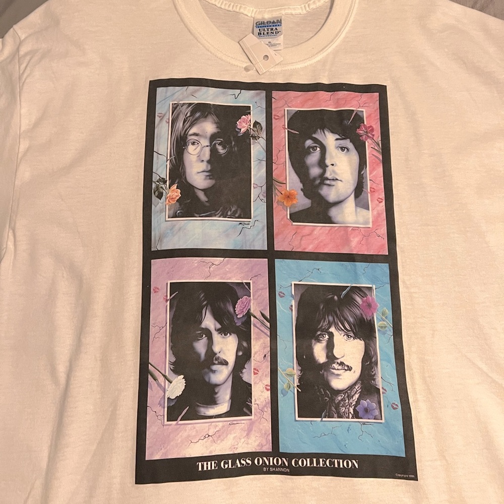 RARE! THE BEATLES THE GLASS ONION COLLECTION by SHANNON T-Shirt.